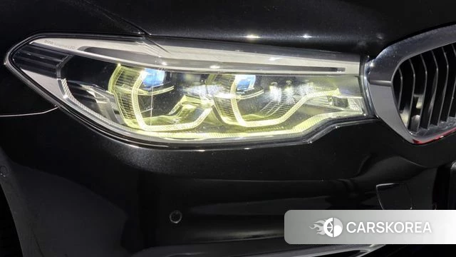 BMW 5 Series (G30) id 4689016 из Кореи 14