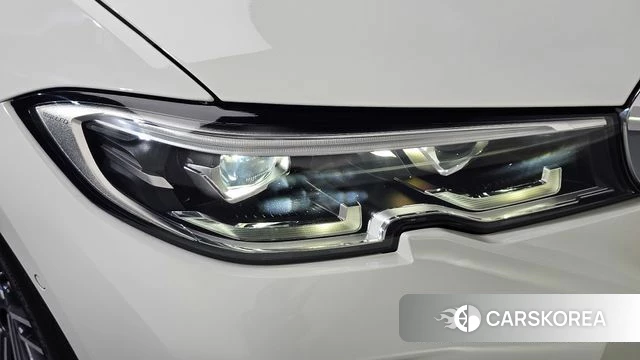 BMW 3 Series (G20) id 4624867 из Кореи 14
