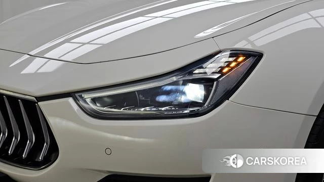 Maserati Ghibli id 4775502 из Кореи 14