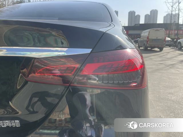 Mercedes-Benz E-class id 4265331 из Китая 14