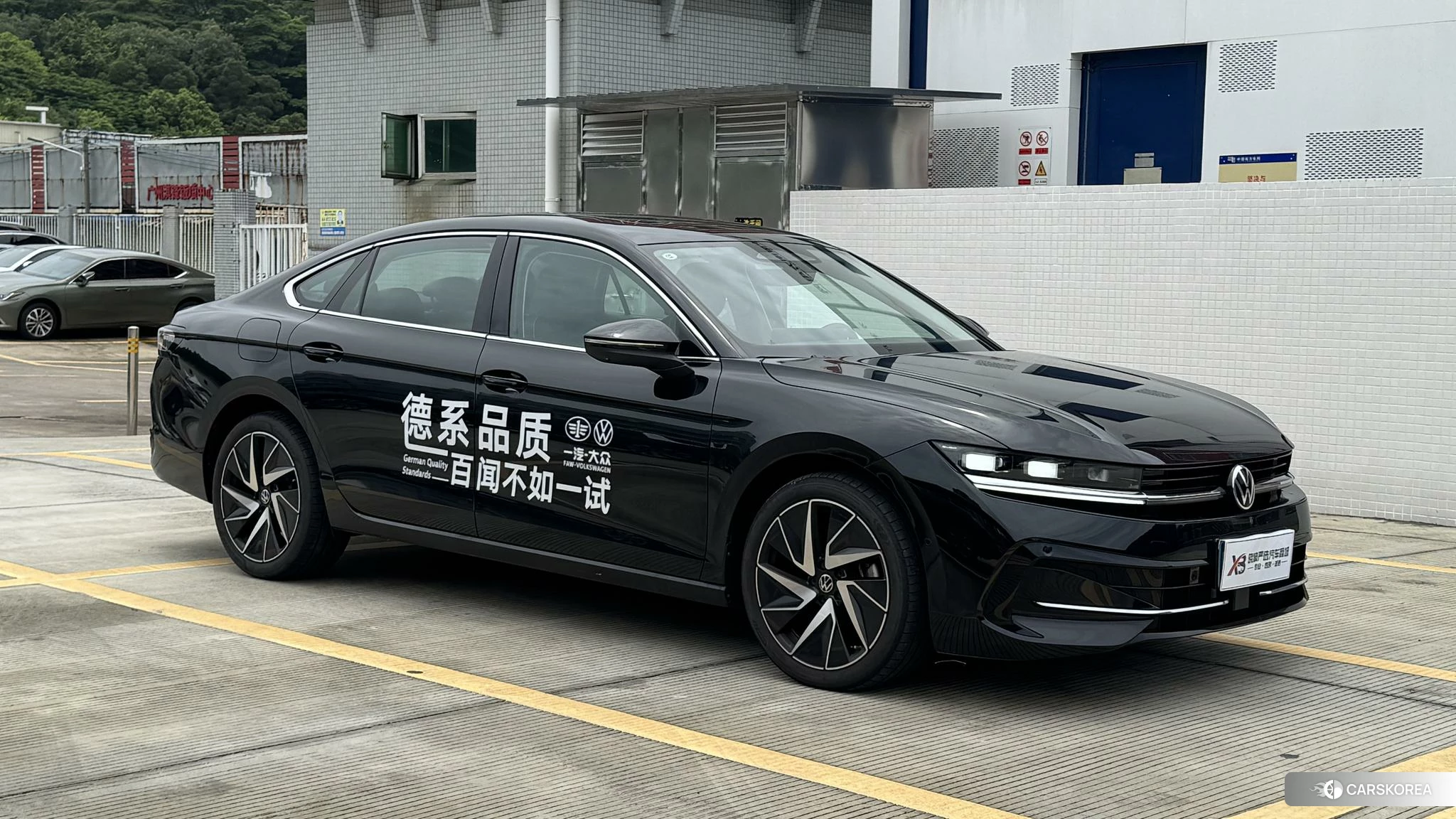 Volkswagen Magotan id 4486331 из Китая 14