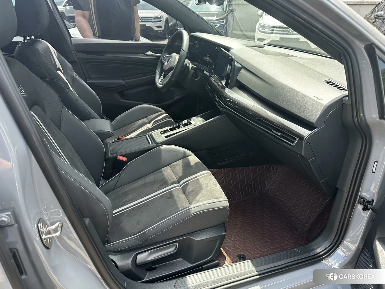 Volkswagen Golf id 4498722 из Китая 14