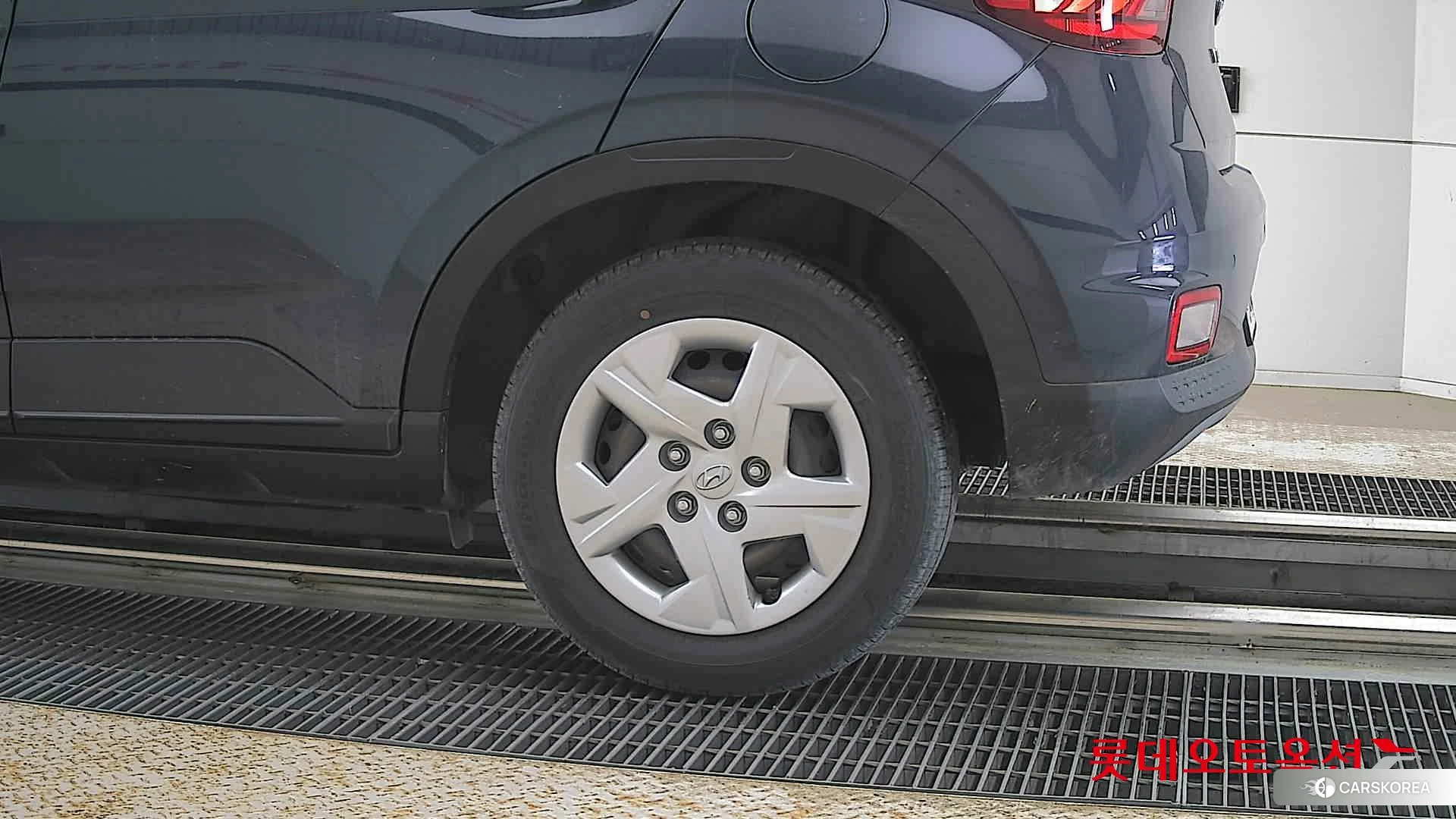 Hyundai Venue id 4289458 из Кореи 14