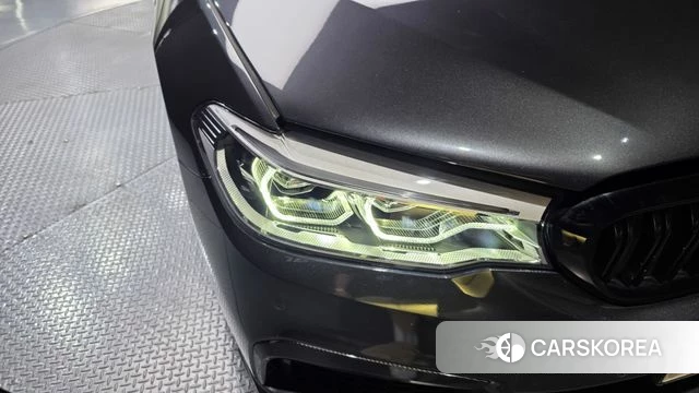 BMW 5 Series (G30) id 4268691 из Кореи 14