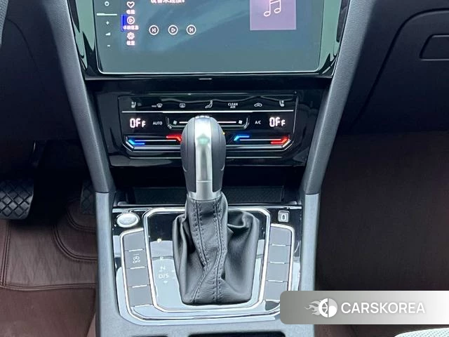 Volkswagen Magotan id 4342089 из Китая 14