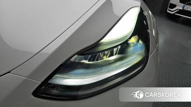 Tesla Model Y id 4778493 из Кореи 14