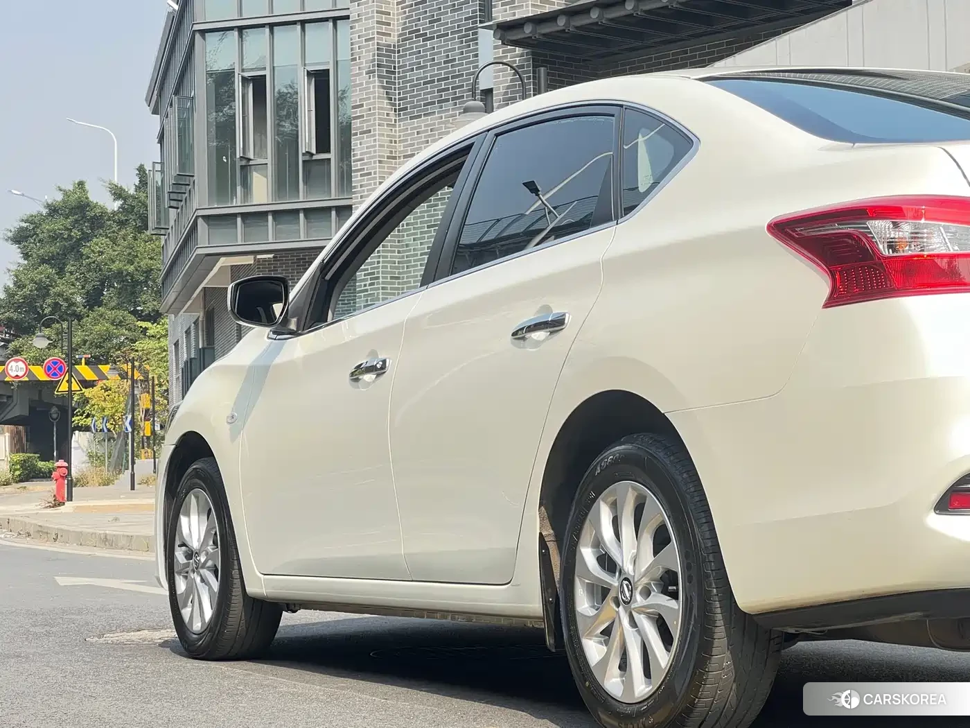 Nissan Sylphy id 4538997 из Китая 15