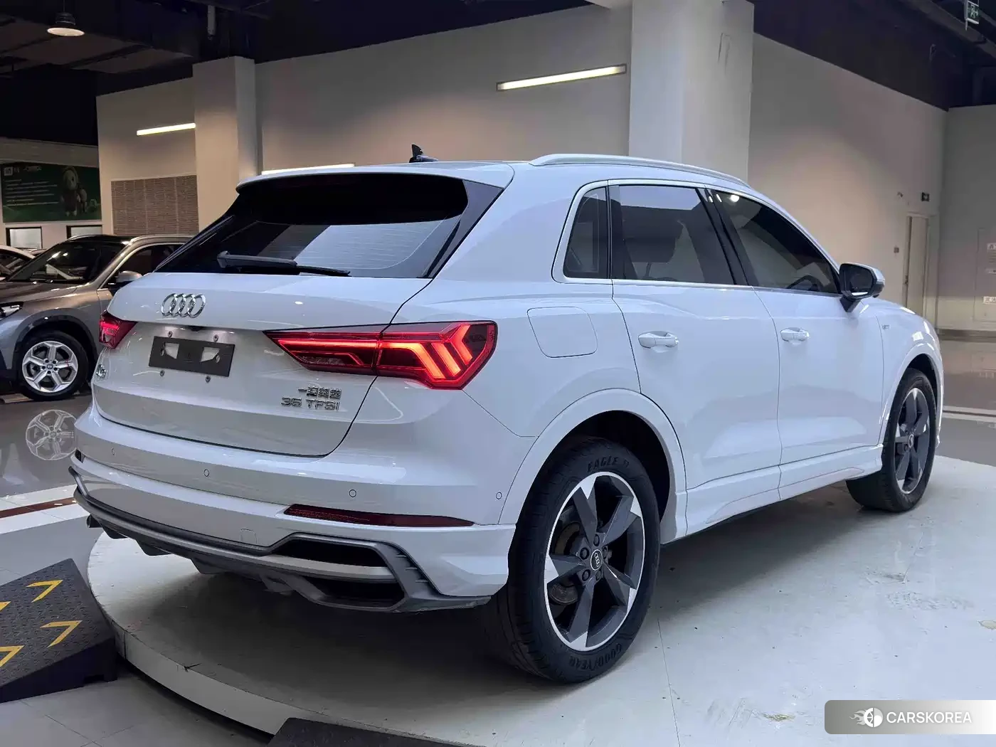 Audi Q3 id 4681106 из Китая 14