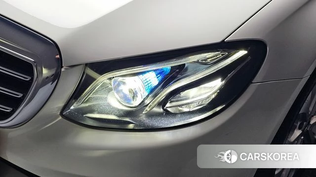 Mercedes-Benz E-Class W213 id 4574089 из Кореи 14