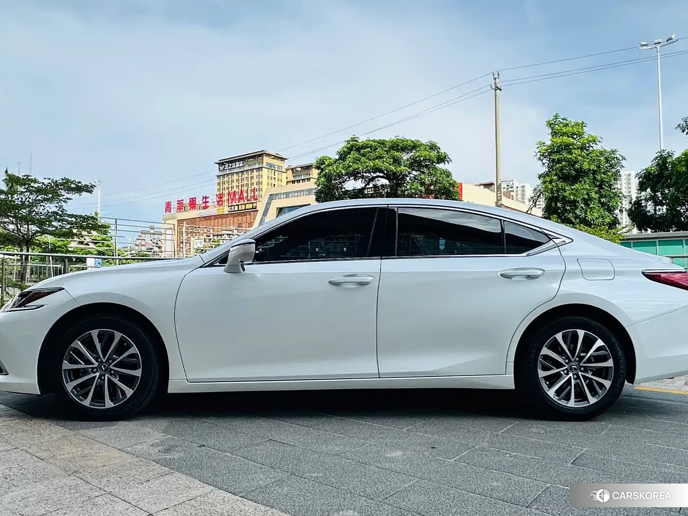 Lexus ES id 4654559 из Китая 14