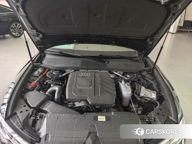 Audi A6L id 3927123 из Китая 14