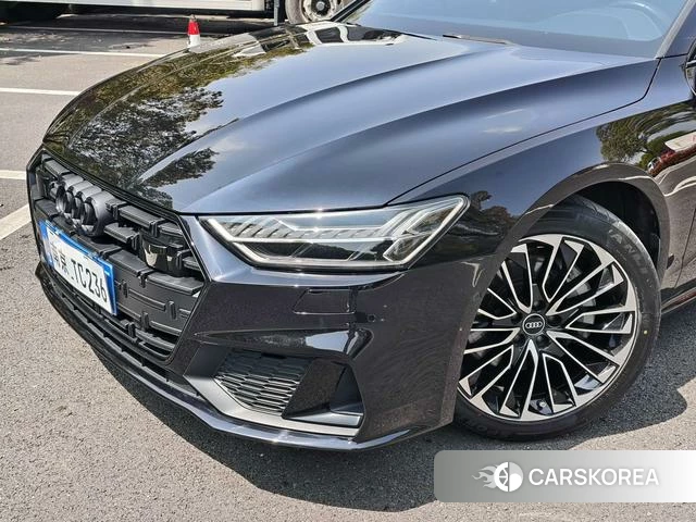 Audi A7L id 4259733 из Китая 14