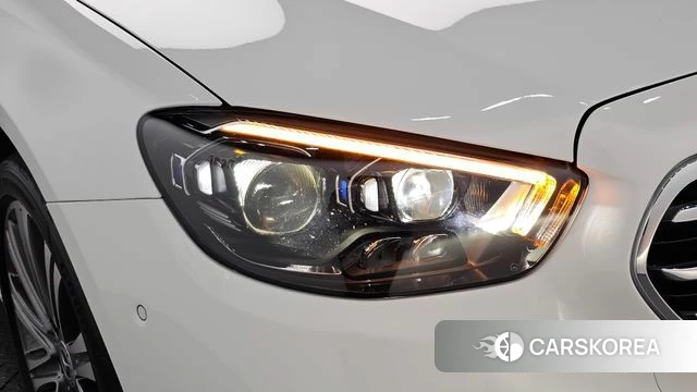 Mercedes-Benz E-Class W213 id 4753677 из Кореи 14