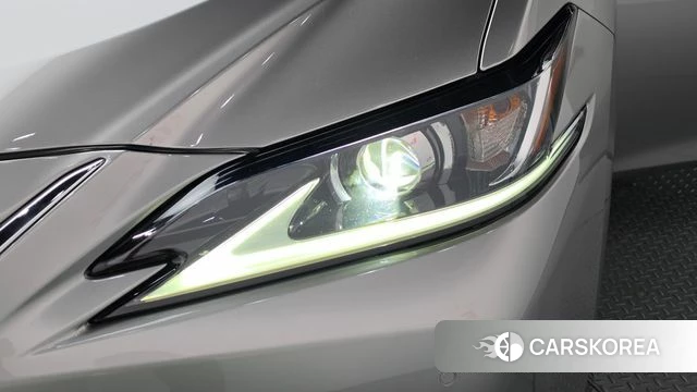 Lexus ES300h 7th generation id 4794722 из Кореи 14