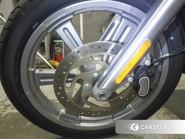 Harley-Davidson Softail Standart FXST1750 id 3950688 из Японии 14