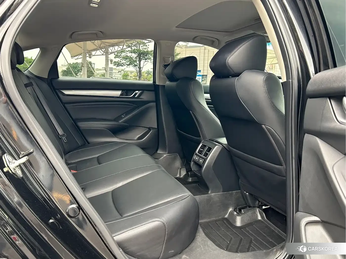 Honda Accord id 4547318 из Китая 14