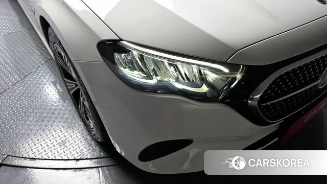 Mercedes-Benz E-Class W214 id 4315257 из Кореи 14