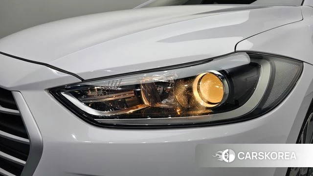 Hyundai Avante AD id 4430621 из Кореи 14
