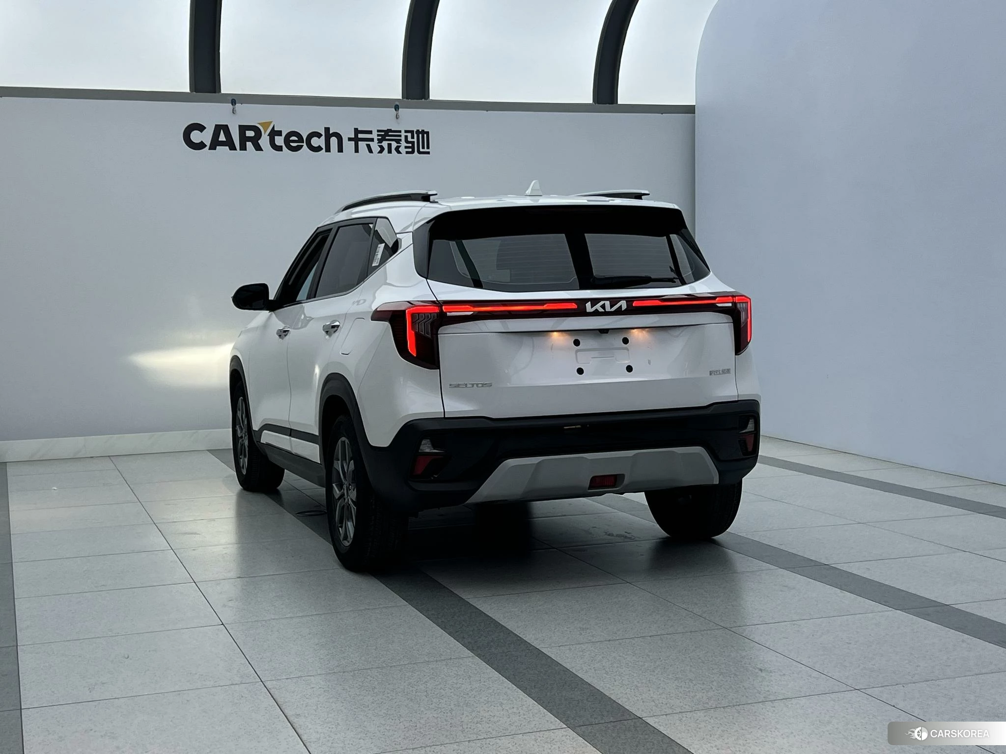 Kia Seltos id 4479630 из Китая 14