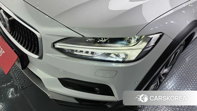 Volvo V90 Cross-Country id 4293685 из Кореи 14