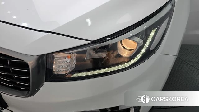 Kia The New Carnival id 4658108 из Кореи 14