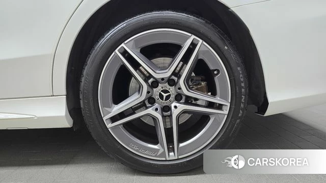 Mercedes-Benz C-Class W205 id 4702536 из Кореи 14