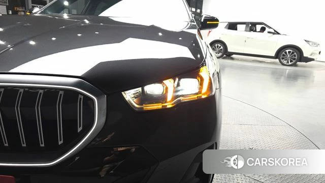 BMW 5 Series (G60) id 4719539 из Кореи 14