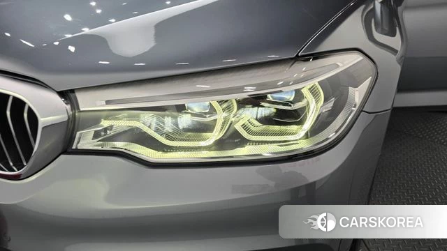 BMW 5 Series (G30) id 4284572 из Кореи 14