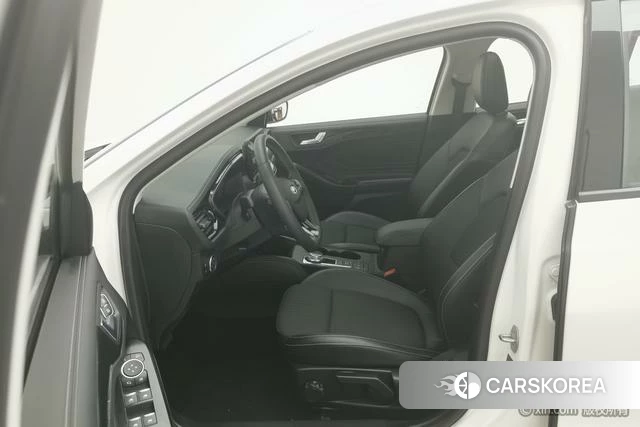 Ford Fox id 4211432 из Китая 14