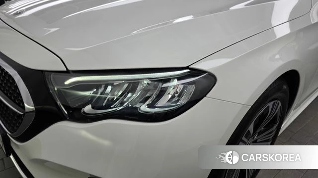 Mercedes-Benz E-Class W214 id 4695857 из Кореи 14