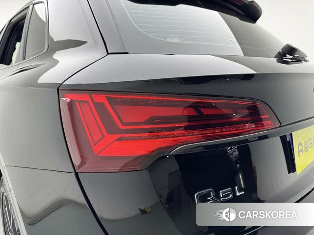 Audi Q5L id 4256993 из Китая 14