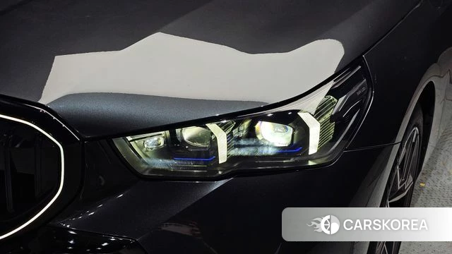 BMW 5 Series (G60) id 4578466 из Кореи 14