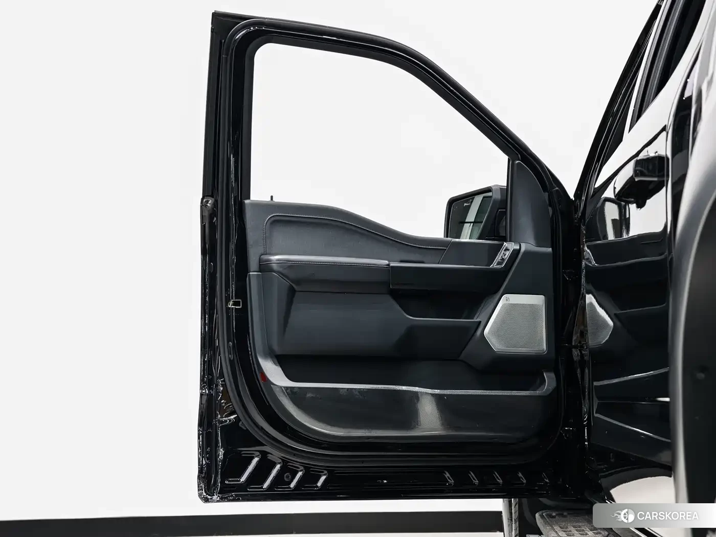 Ford F-150 id 4664540 из Китая 14