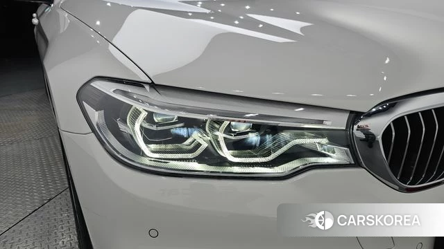 BMW 5 Series (G30) id 4245175 из Кореи 14