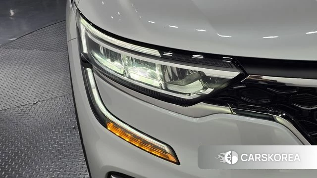 Renault Korea (Samsung) The New QM6 id 4506950 из Кореи 14