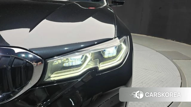 BMW 3 Series (G20) id 4268990 из Кореи 14