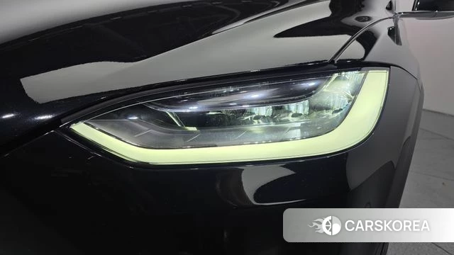 Tesla Model X id 4435570 из Кореи 14