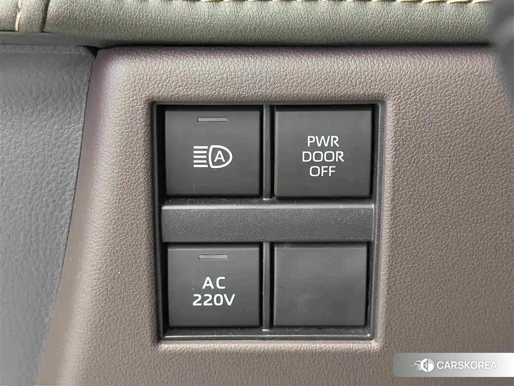 Toyota Elfa id 4622439 из Китая 14
