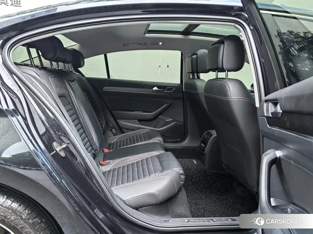 Volkswagen Magotan id 4600704 из Китая 14