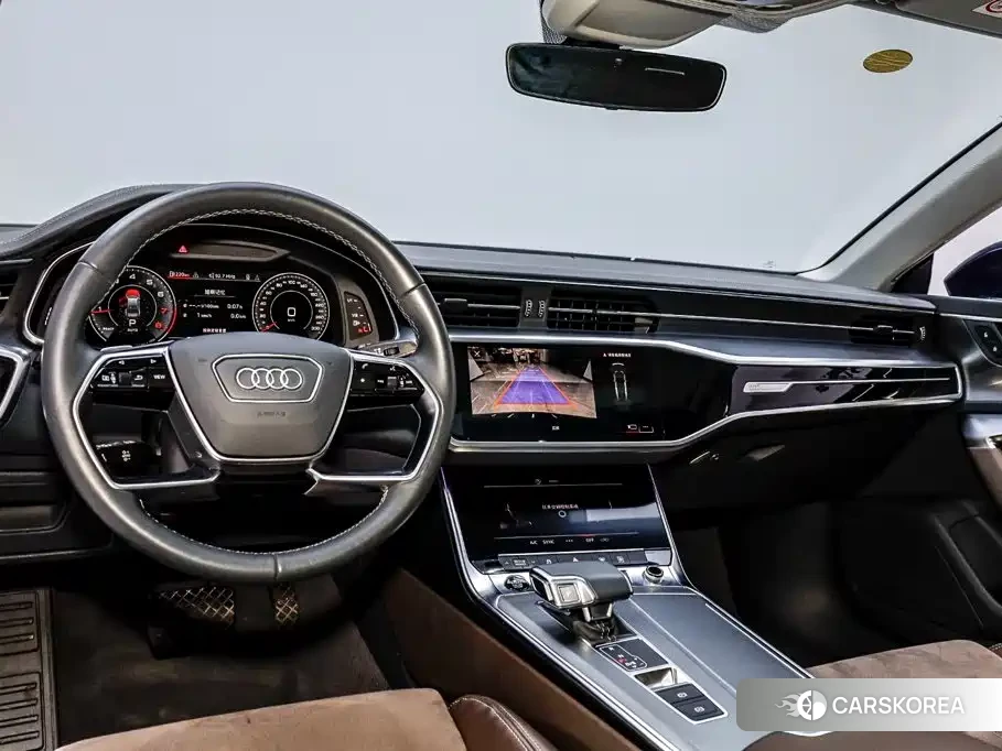 Audi A7L id 4649382 из Китая 14