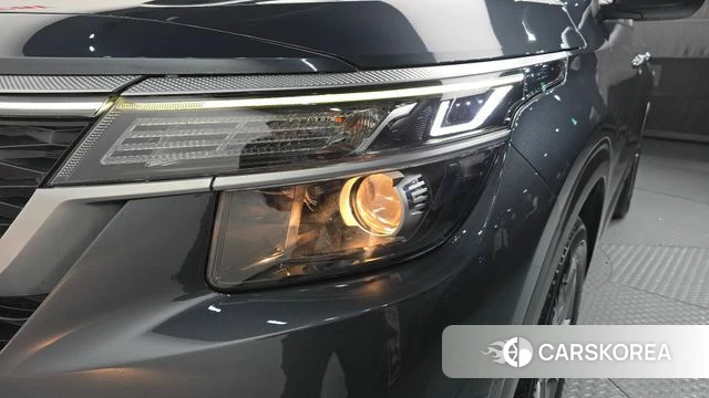Kia Seltos id 4324983 из Кореи 14