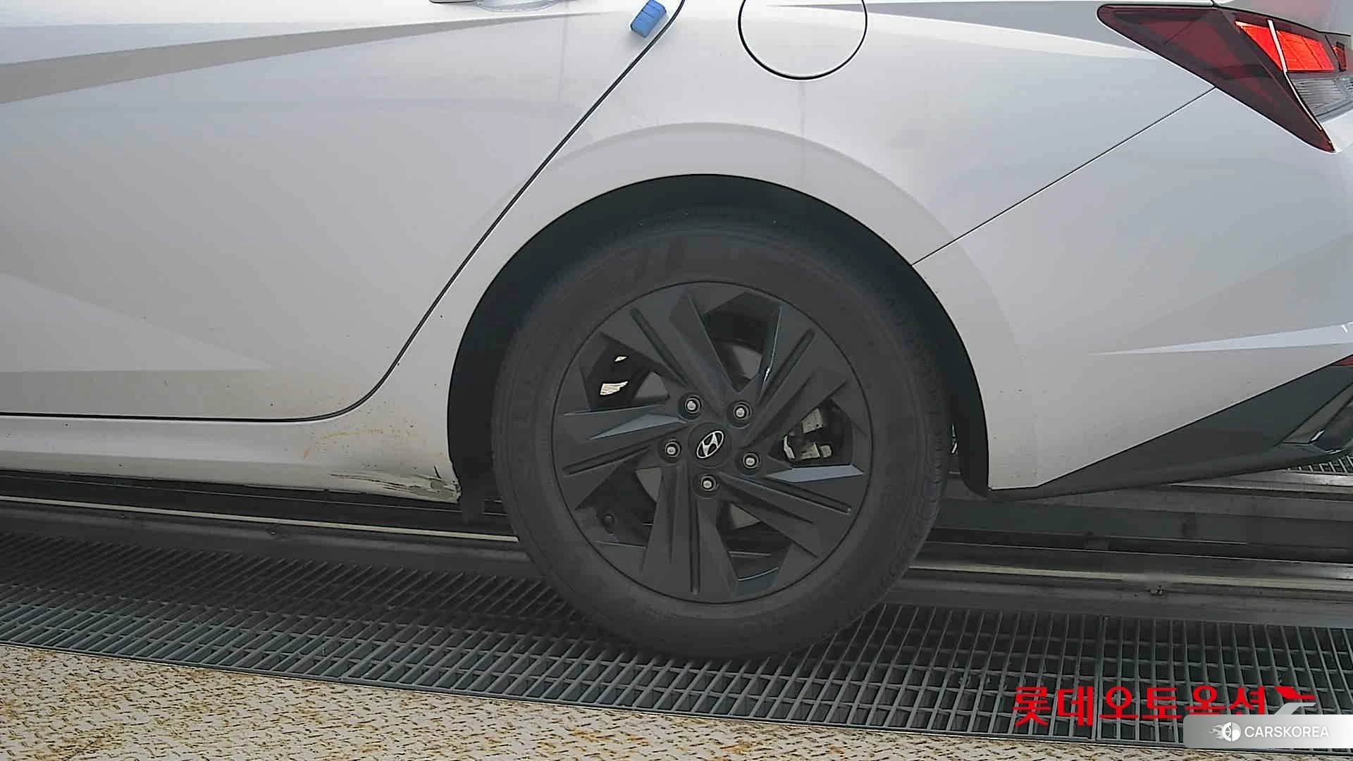 Hyundai Avante id 4504372 из Кореи 14