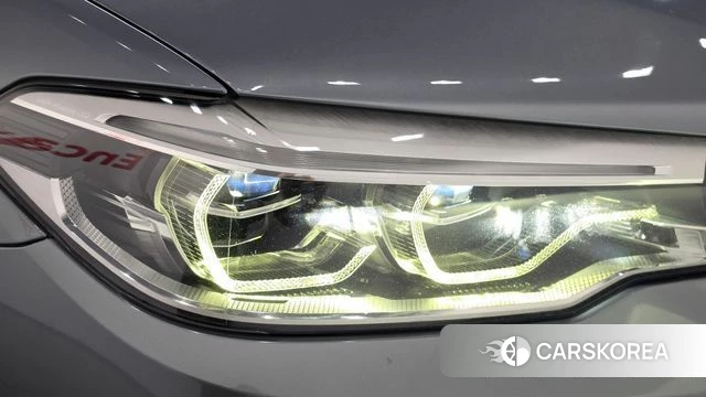BMW 5 Series (G30) id 4943685 из Кореи 14