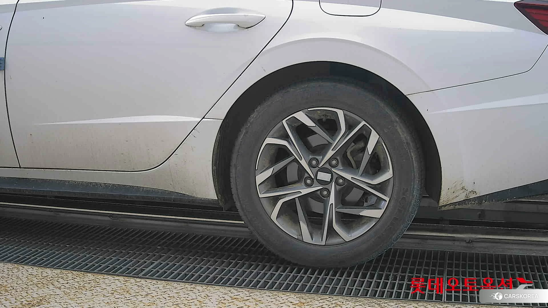 Hyundai Sonata id 4296746 из Кореи 14