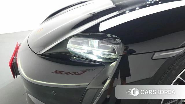 Porsche Taycan id 4395805 из Кореи 14