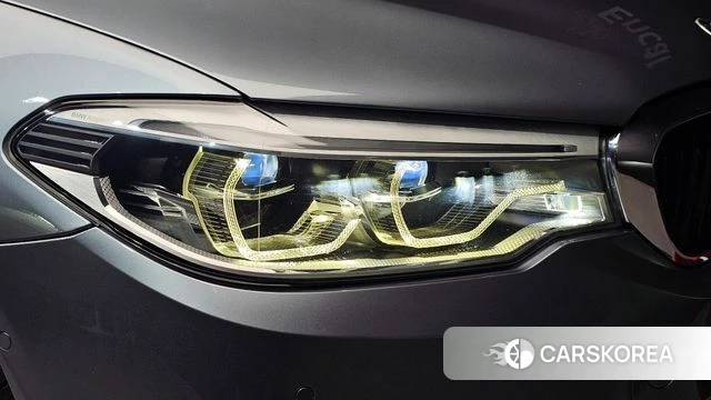BMW 5 Series (G30) id 4765557 из Кореи 14