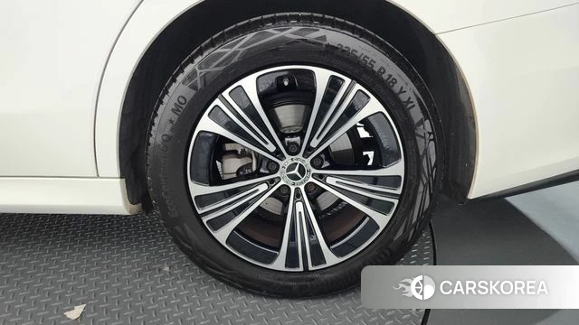 Mercedes-Benz E-Class W214 id 4462526 из Кореи 14