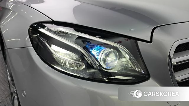 Mercedes-Benz E-Class W213 id 4581745 из Кореи 14