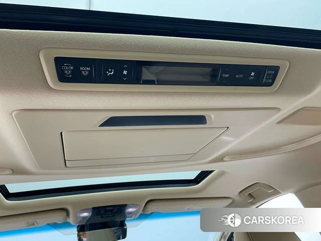 Toyota Elfa id 4265709 из Китая 14