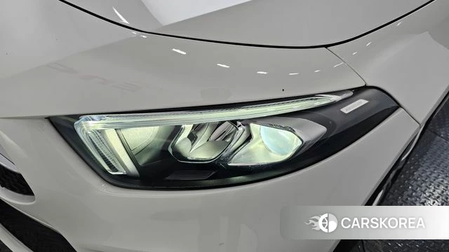 Mercedes-Benz A-Class W177 id 4294181 из Кореи 14